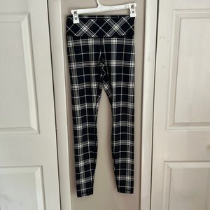 Lululemon plaid leggings.
